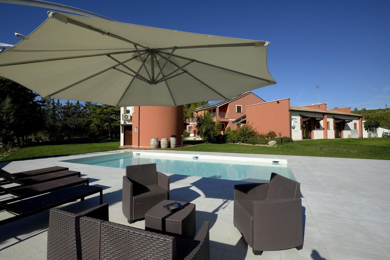 Contado San Lorenzo B&B And Wine Castilenti エクステリア 写真